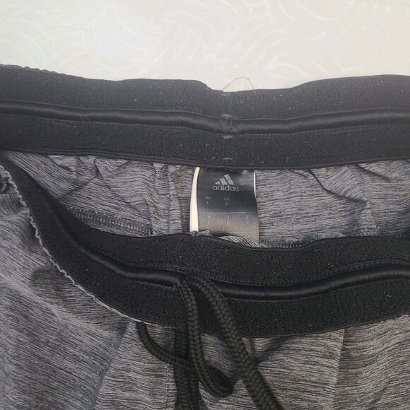 Adidas swim shorts in Gray color Size L - Picture 3 of 5